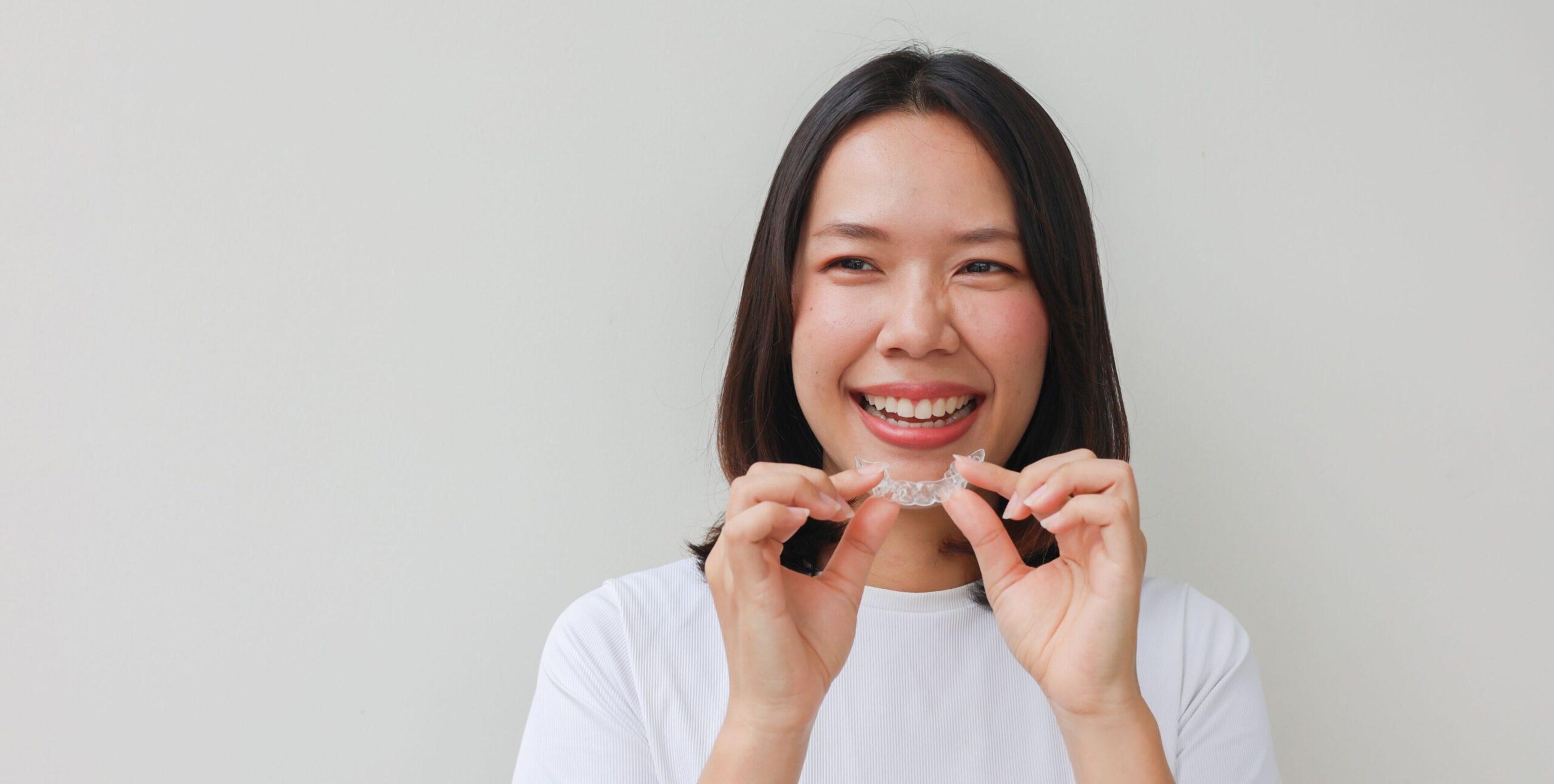 EastBury Dental Teeth Straightening Lady